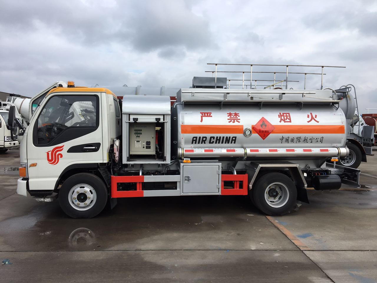 �w�C����܇�DƬ