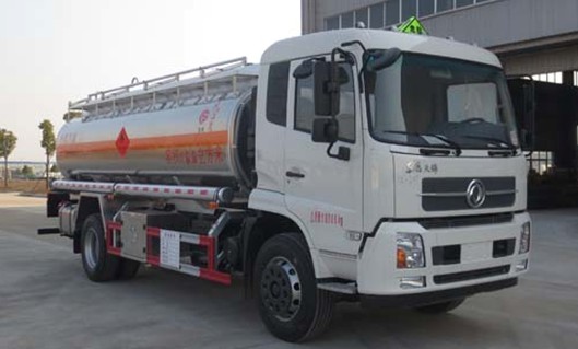 15���|�L(f��ng)���\�Θ��X�Ͻ��͹�܇�DƬ