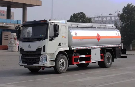 �|�L(f��ng)����15���͹�܇�DƬ