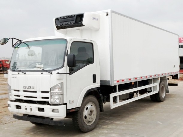 �c���ʮ�700P����6.8�����܇�DƬ