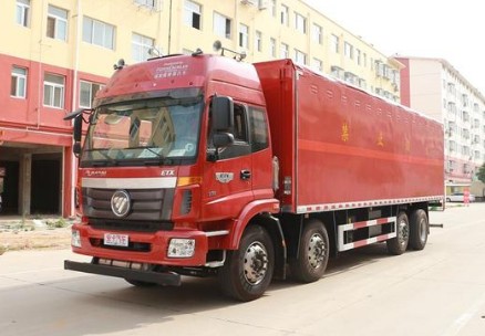 ����W��ǰ�ĺ���9.5����ȼҺ�w��ʽ�\(y��n)ݔ܇�DƬ