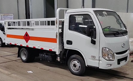 ��(gu��)��С����S70��ƿ�\(y��n)ݔ܇(ch��)�DƬ