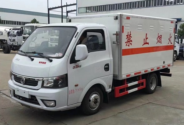 �����|�L(f��ng);��Σ�UƷ��ʽ܇�DƬ