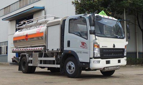 ����С�����w�C(j��)����܇(ch��)�DƬ