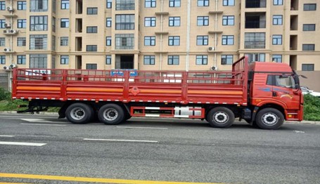 ��ź�vǰ�ĺ�ˣ�8x4����ƿ�\(y��n)ݔ܇