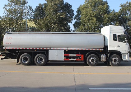 國六東風(fēng)天龍前四后八供液車圖片 國六東風(fēng)天龍前四后八供液車圖片