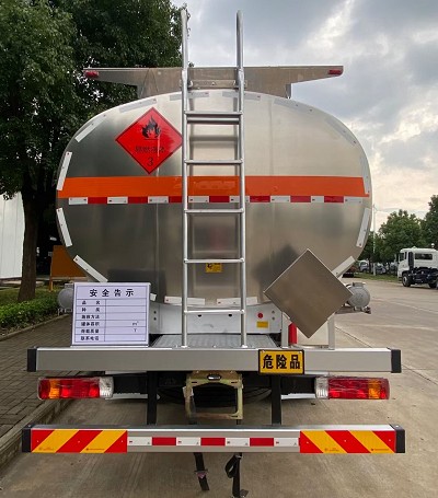 國六解放前四后八31.1方鋁合金油罐車圖片 國六解放前四后八31.1方鋁合金油罐車圖片