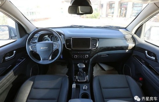 �c���ʮ�D-MAX����ԽҰ��픷�܇(ch��)�DƬ