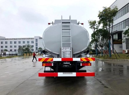 �����Ƈ���|�L(f��ng)��������ǰ�ĺ��Ĺ�Һ܇