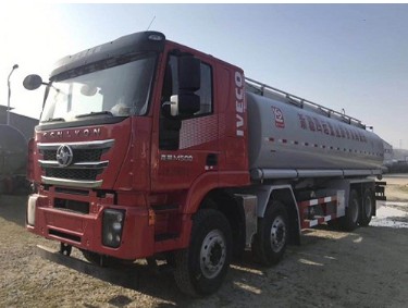 �t�r�ܪ{ǰ�ĺ�˹�Һ܇�DƬ