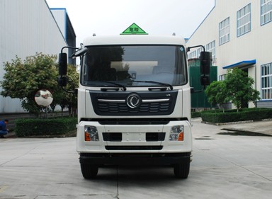 國(guó)六東風(fēng)天錦25方油罐車 國(guó)六東風(fēng)天錦25方油罐車