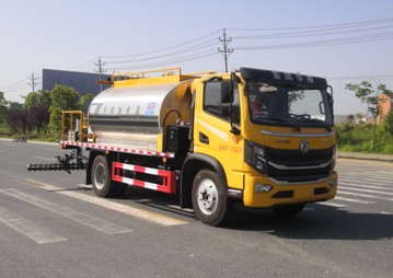 6.3立方東風(fēng)華神T3標(biāo)準(zhǔn)型瀝青灑布車 6.3立方東風(fēng)華神T3標(biāo)準(zhǔn)型瀝青灑布車