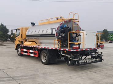 7立方標準型瀝青灑布車 7立方標準型瀝青灑布車