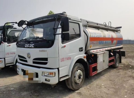 ����8������܇�������S������