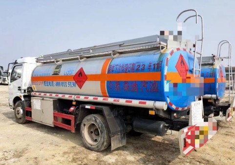 ����8������܇�������S������