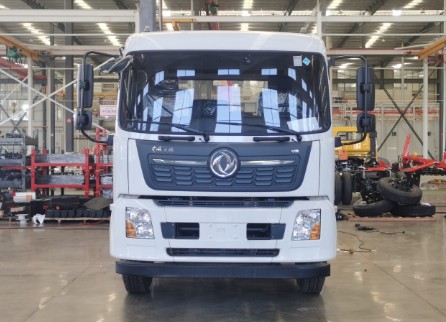 東風(fēng)天錦4700軸距勾臂垃圾車_HDW5182ZXXD6型車廂可卸式垃圾車 東風(fēng)天錦4700軸距勾臂垃圾車_HDW5182ZXXD6型車廂可卸式垃圾車