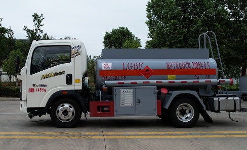 2.6�����������{�Ƽ���܇_�|����YZR5047GJYZ6Q�ͼ���܇