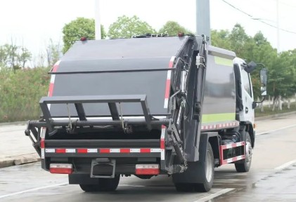 東風(fēng)大多利卡國(guó)六9方壓縮式垃圾車_壓縮式垃圾車生產(chǎn)廠家 東風(fēng)大多利卡國(guó)六9方壓縮式垃圾車_壓縮式垃圾車生產(chǎn)廠家