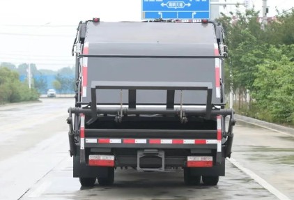 東風(fēng)大多利卡國(guó)六9方壓縮式垃圾車_壓縮式垃圾車生產(chǎn)廠家 東風(fēng)大多利卡國(guó)六9方壓縮式垃圾車_壓縮式垃圾車生產(chǎn)廠家