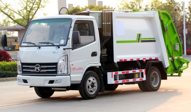 �����{�Ɖ��s����܇_4���P�R���s����܇