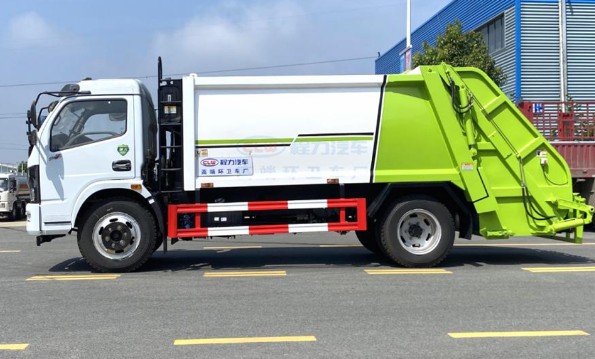 8-10�����s����܇_�|�L���𿨉��s����܇